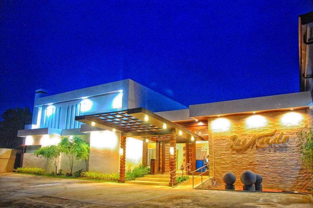 วัน มานาโล เพลส Hotel Puerto Princesa ภายนอก รูปภาพ