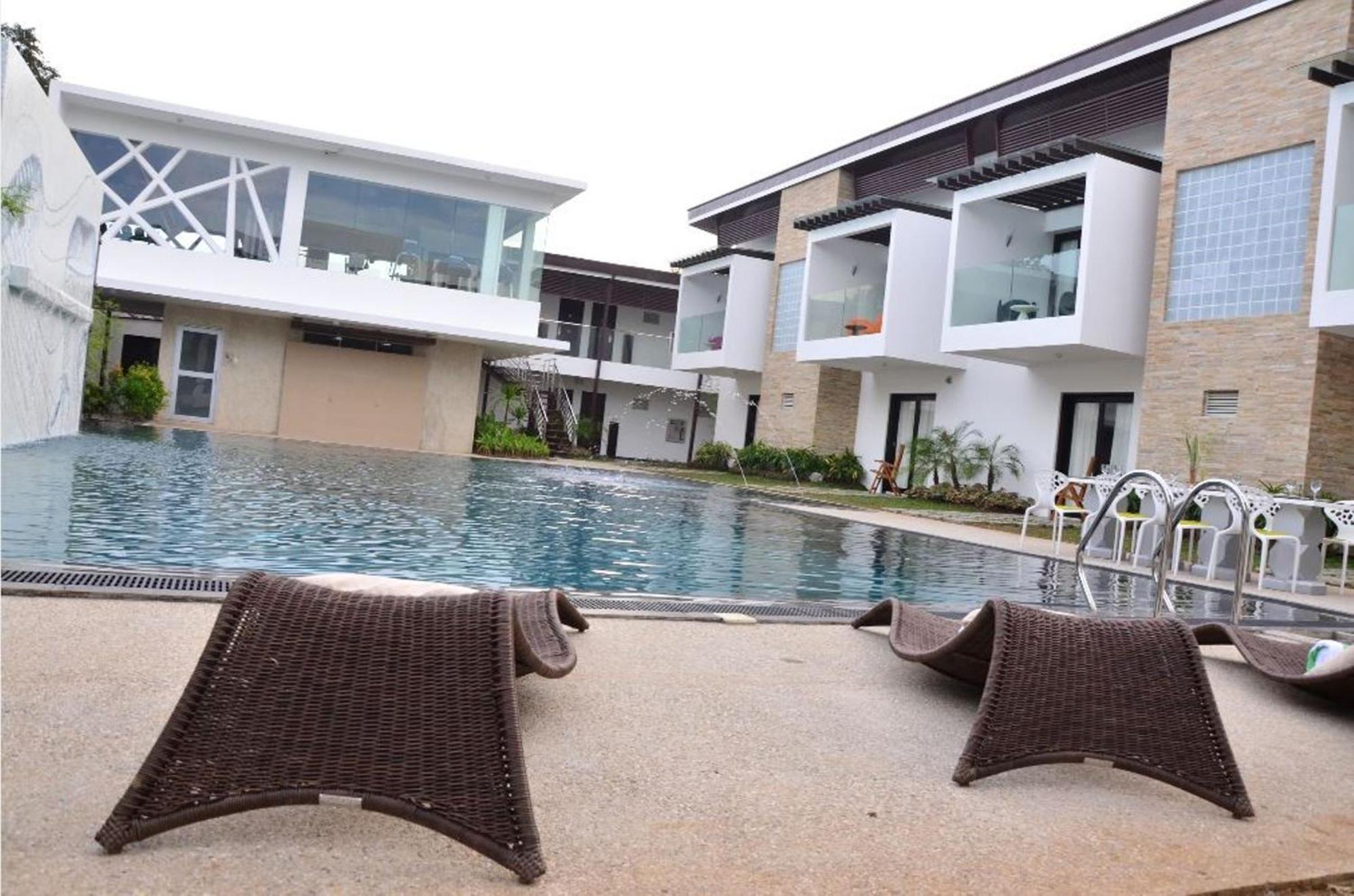 วัน มานาโล เพลส Hotel Puerto Princesa ภายนอก รูปภาพ